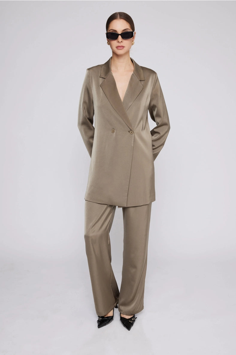 Amanda Maria The Essentials Blazer