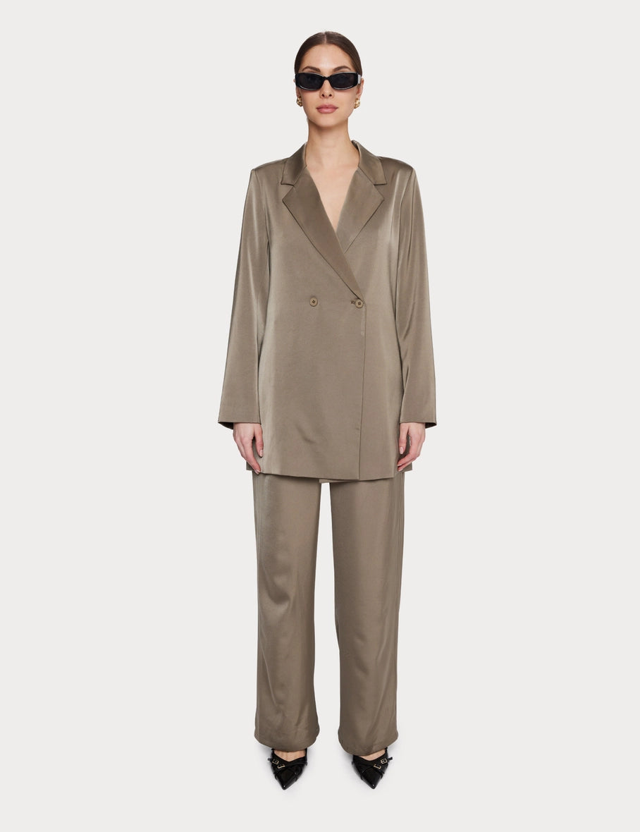 Amanda Maria The Essentials Blazer